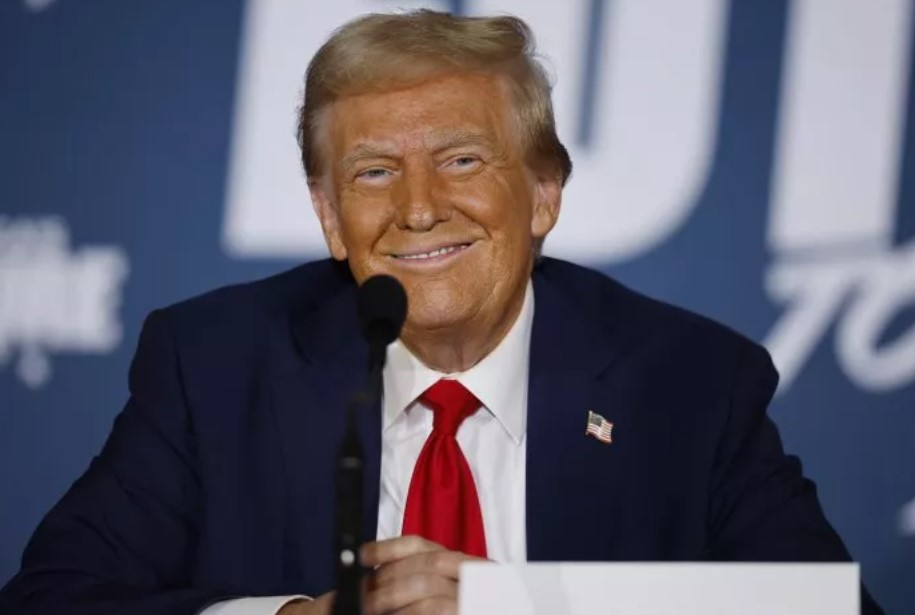 Pollster Responds to Trump’s Criticism After Surprising Iowa Poll Results